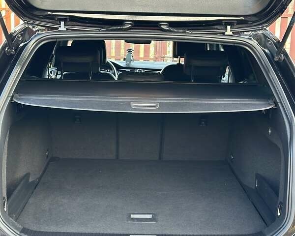 Черный Фольксваген Пассат, объемом двигателя 2 л и пробегом 186 тыс. км за 19950 $, фото 148 на Automoto.ua