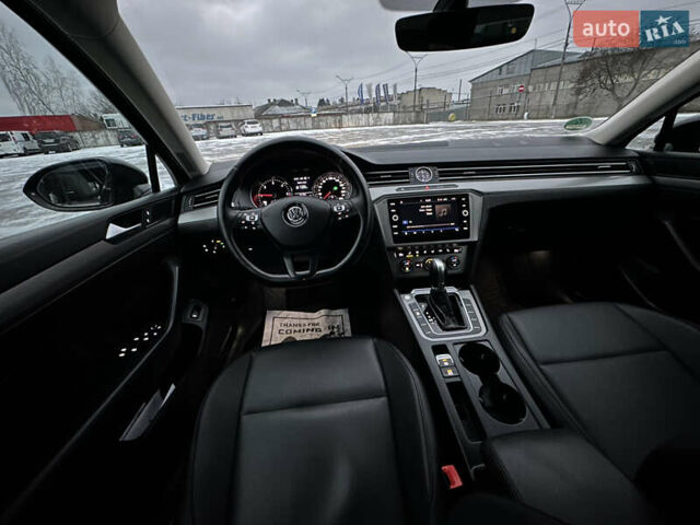 Чорний Фольксваген Пассат, об'ємом двигуна 1.97 л та пробігом 262 тис. км за 15700 $, фото 15 на Automoto.ua