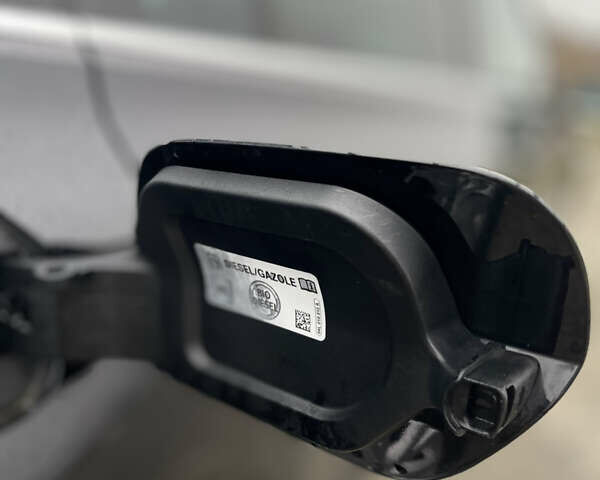 Черный Фольксваген Пассат, объемом двигателя 1.97 л и пробегом 281 тыс. км за 18099 $, фото 84 на Automoto.ua