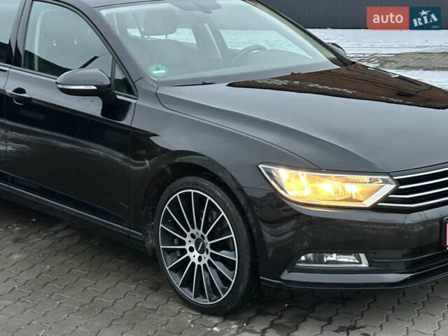 Чорний Фольксваген Пассат, об'ємом двигуна 1.97 л та пробігом 262 тис. км за 15700 $, фото 13 на Automoto.ua