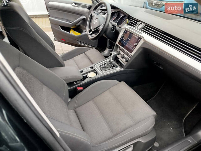 Чорний Фольксваген Пассат, об'ємом двигуна 1.98 л та пробігом 260 тис. км за 17700 $, фото 8 на Automoto.ua