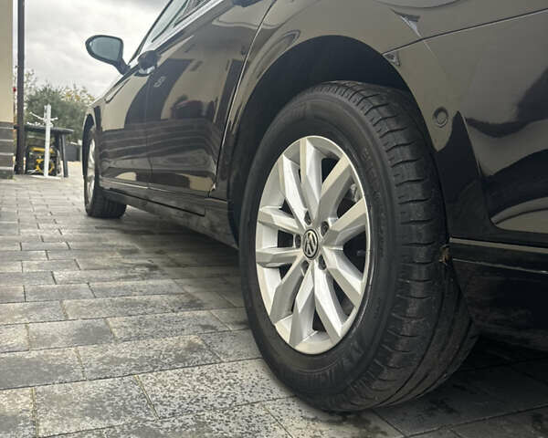 Черный Фольксваген Пассат, объемом двигателя 2 л и пробегом 250 тыс. км за 17400 $, фото 27 на Automoto.ua