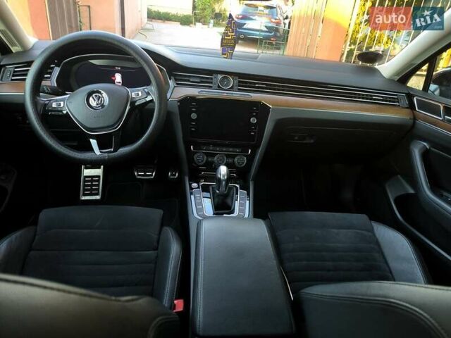 Чорний Фольксваген Пассат, об'ємом двигуна 1.97 л та пробігом 255 тис. км за 21500 $, фото 4 на Automoto.ua