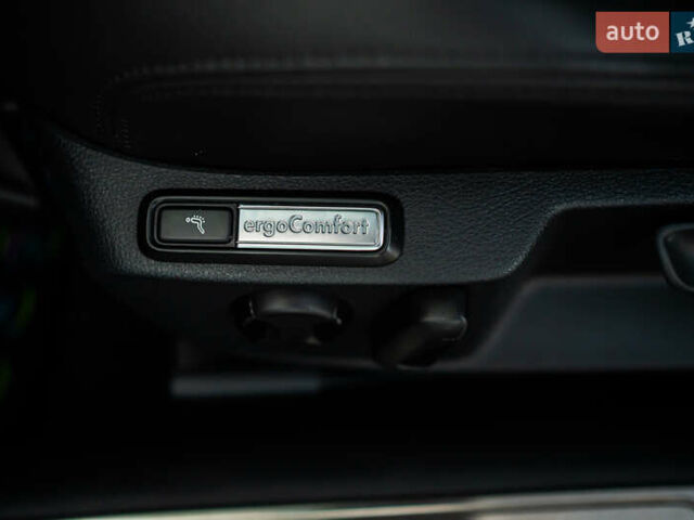 Черный Фольксваген Пассат, объемом двигателя 2 л и пробегом 215 тыс. км за 21700 $, фото 37 на Automoto.ua