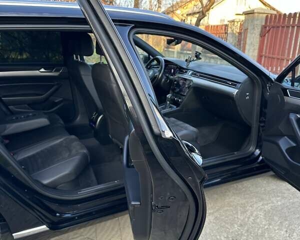 Чорний Фольксваген Пассат, об'ємом двигуна 1.97 л та пробігом 186 тис. км за 20450 $, фото 127 на Automoto.ua