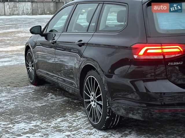 Чорний Фольксваген Пассат, об'ємом двигуна 1.97 л та пробігом 262 тис. км за 15700 $, фото 7 на Automoto.ua