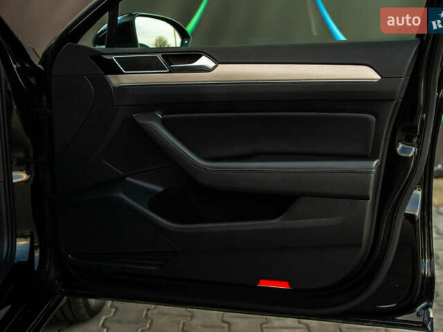 Черный Фольксваген Пассат, объемом двигателя 2 л и пробегом 215 тыс. км за 21700 $, фото 59 на Automoto.ua