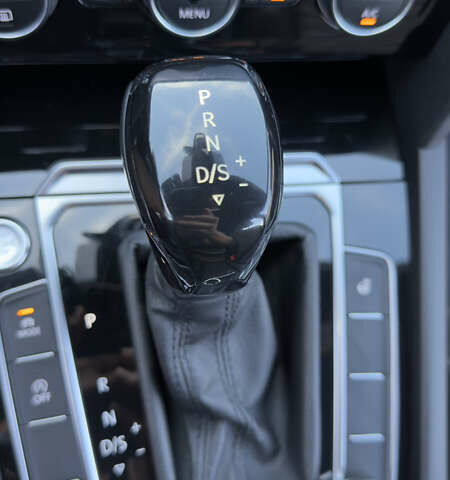 Чорний Фольксваген Пассат, об'ємом двигуна 1.97 л та пробігом 175 тис. км за 21900 $, фото 46 на Automoto.ua