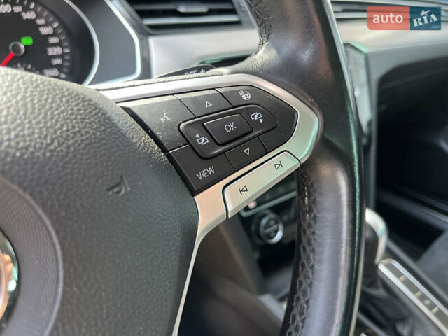 Черный Фольксваген Пассат, объемом двигателя 2 л и пробегом 188 тыс. км за 21998 $, фото 15 на Automoto.ua