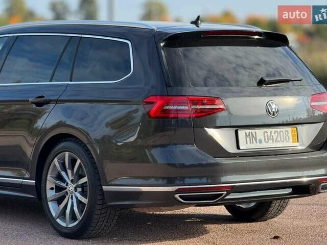 Чорний Фольксваген Пассат, об'ємом двигуна 1.97 л та пробігом 147 тис. км за 25999 $, фото 9 на Automoto.ua