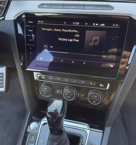 Чорний Фольксваген Пассат, об'ємом двигуна 1.97 л та пробігом 175 тис. км за 21900 $, фото 37 на Automoto.ua