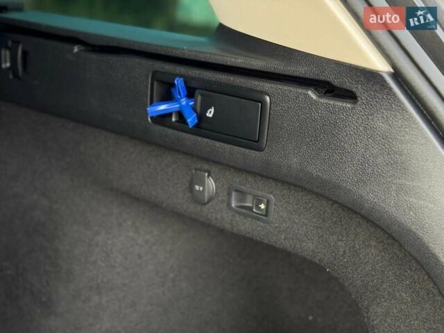 Чорний Фольксваген Пассат, об'ємом двигуна 1.97 л та пробігом 147 тис. км за 25999 $, фото 41 на Automoto.ua