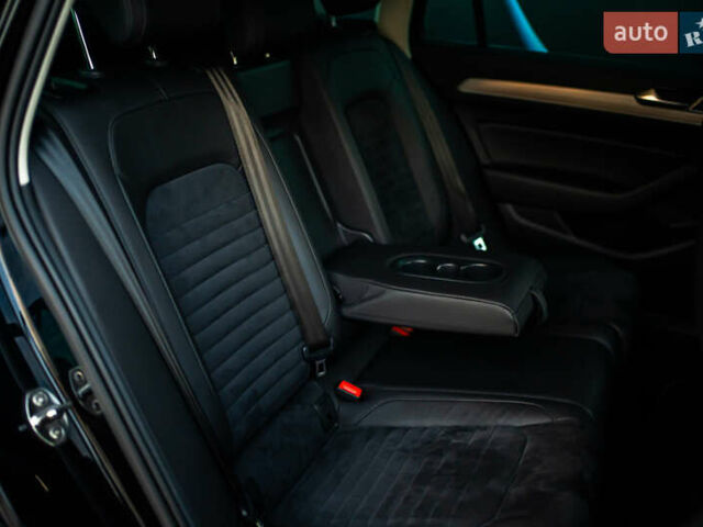 Черный Фольксваген Пассат, объемом двигателя 2 л и пробегом 215 тыс. км за 21700 $, фото 48 на Automoto.ua