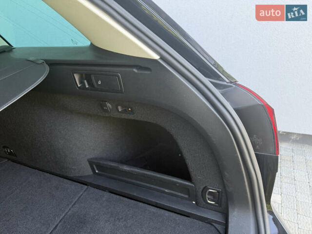 Черный Фольксваген Пассат, объемом двигателя 1.97 л и пробегом 187 тыс. км за 22350 $, фото 8 на Automoto.ua