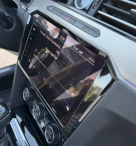 Чорний Фольксваген Пассат, об'ємом двигуна 1.97 л та пробігом 175 тис. км за 21900 $, фото 38 на Automoto.ua