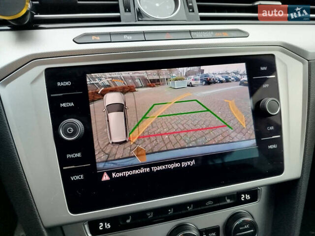 Чорний Фольксваген Пассат, об'ємом двигуна 1.98 л та пробігом 260 тис. км за 17700 $, фото 9 на Automoto.ua