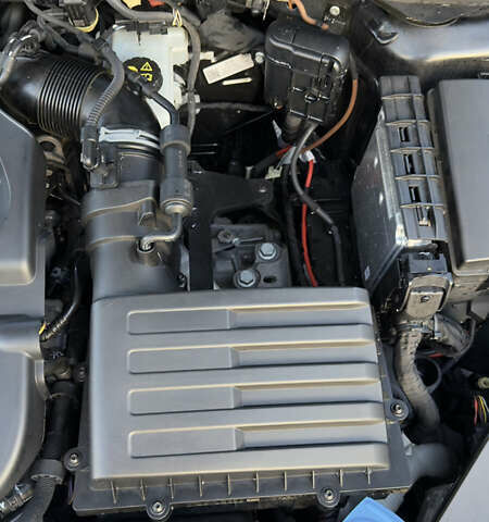 Чорний Фольксваген Пассат, об'ємом двигуна 1.97 л та пробігом 175 тис. км за 21900 $, фото 60 на Automoto.ua