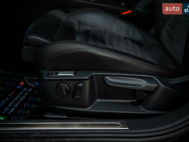 Черный Фольксваген Пассат, объемом двигателя 2 л и пробегом 215 тыс. км за 21700 $, фото 35 на Automoto.ua