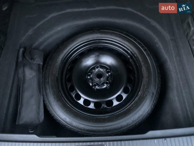 Чорний Фольксваген Пассат, об'ємом двигуна 2 л та пробігом 220 тис. км за 17700 $, фото 13 на Automoto.ua