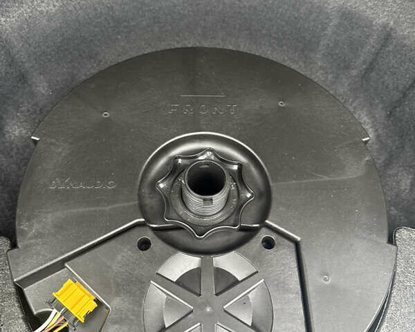 Черный Фольксваген Пассат, объемом двигателя 2 л и пробегом 250 тыс. км за 17400 $, фото 19 на Automoto.ua