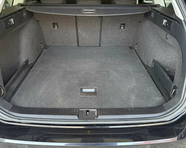 Черный Фольксваген Пассат, объемом двигателя 0 л и пробегом 210 тыс. км за 14500 $, фото 12 на Automoto.ua