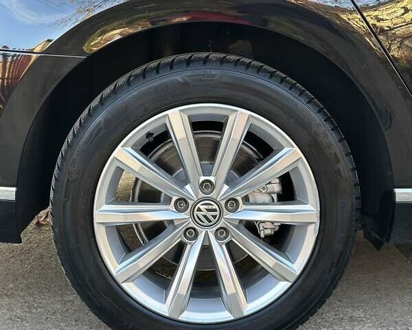 Черный Фольксваген Пассат, объемом двигателя 2 л и пробегом 186 тыс. км за 20499 $, фото 33 на Automoto.ua