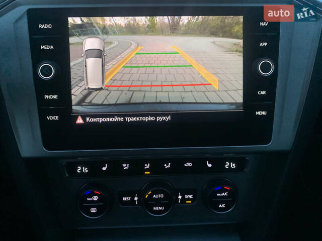 Чорний Фольксваген Пассат, об'ємом двигуна 2 л та пробігом 220 тис. км за 17700 $, фото 28 на Automoto.ua