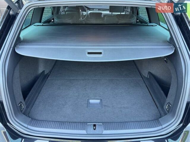 Черный Фольксваген Пассат, объемом двигателя 1.97 л и пробегом 200 тыс. км за 23300 $, фото 74 на Automoto.ua