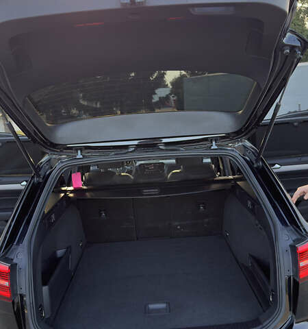 Чорний Фольксваген Пассат, об'ємом двигуна 1.97 л та пробігом 175 тис. км за 21900 $, фото 29 на Automoto.ua