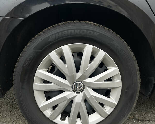 Черный Фольксваген Пассат, объемом двигателя 1.97 л и пробегом 281 тыс. км за 18099 $, фото 80 на Automoto.ua