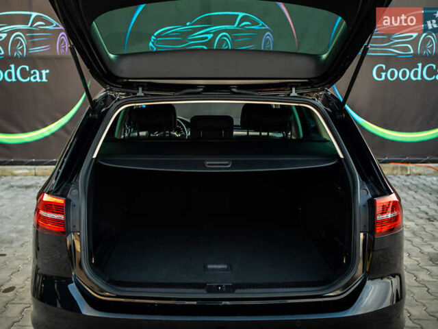 Черный Фольксваген Пассат, объемом двигателя 2 л и пробегом 215 тыс. км за 21700 $, фото 61 на Automoto.ua