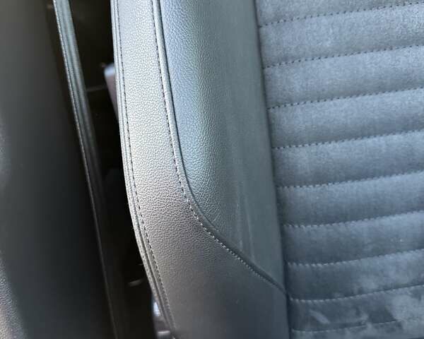 Черный Фольксваген Пассат, объемом двигателя 2 л и пробегом 186 тыс. км за 20499 $, фото 148 на Automoto.ua