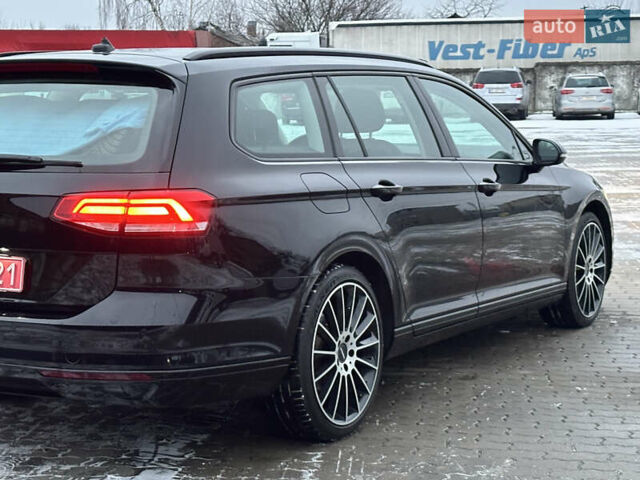 Чорний Фольксваген Пассат, об'ємом двигуна 1.97 л та пробігом 262 тис. км за 15700 $, фото 10 на Automoto.ua