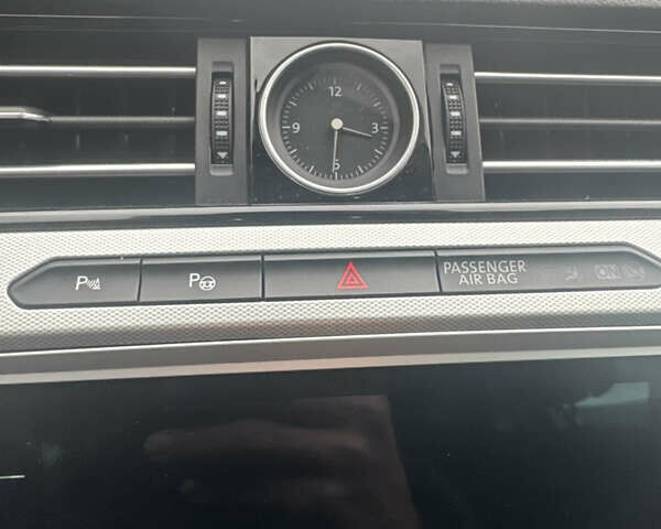 Черный Фольксваген Пассат, объемом двигателя 2 л и пробегом 250 тыс. км за 17400 $, фото 35 на Automoto.ua