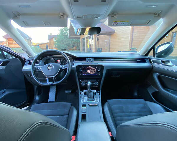 Черный Фольксваген Пассат, объемом двигателя 2 л и пробегом 235 тыс. км за 19771 $, фото 15 на Automoto.ua