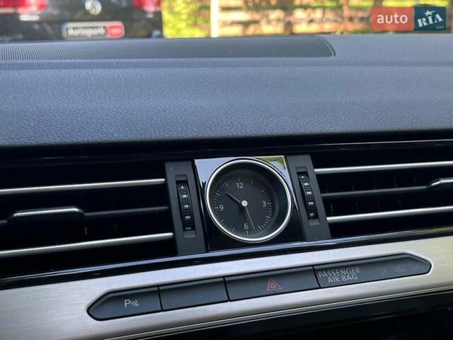 Чорний Фольксваген Пассат, об'ємом двигуна 2 л та пробігом 107 тис. км за 27440 $, фото 26 на Automoto.ua