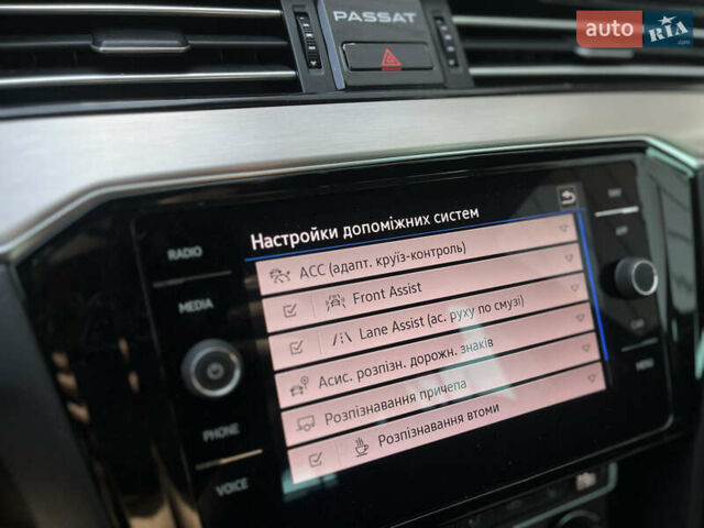 Черный Фольксваген Пассат, объемом двигателя 2 л и пробегом 188 тыс. км за 21998 $, фото 21 на Automoto.ua