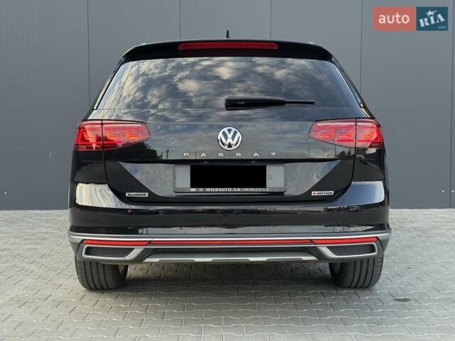 Черный Фольксваген Пассат, объемом двигателя 1.97 л и пробегом 186 тыс. км за 27400 $, фото 4 на Automoto.ua