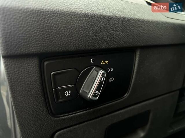 Черный Фольксваген Пассат, объемом двигателя 1.4 л и пробегом 170 тыс. км за 22502 $, фото 13 на Automoto.ua