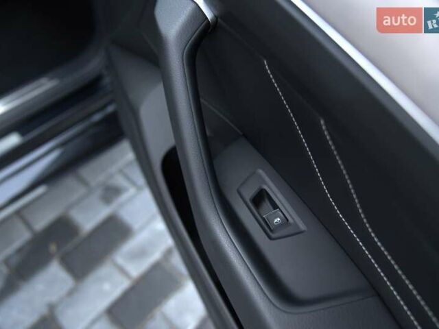 Черный Фольксваген Пассат, объемом двигателя 1.97 л и пробегом 183 тыс. км за 24800 $, фото 26 на Automoto.ua