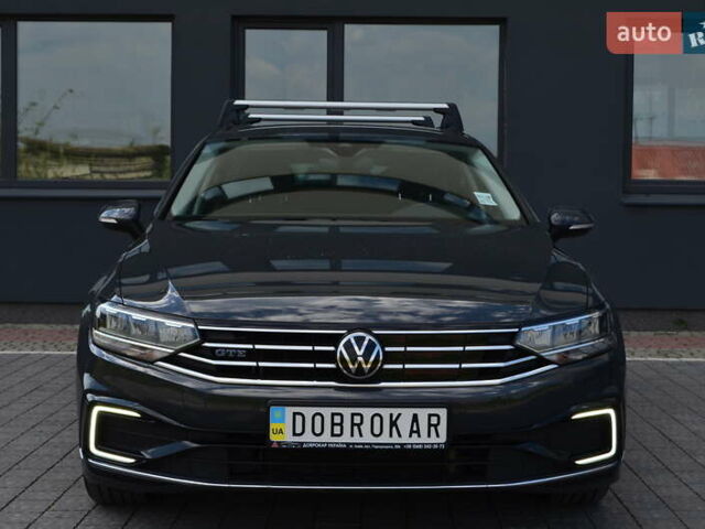 Черный Фольксваген Пассат, объемом двигателя 1.4 л и пробегом 170 тыс. км за 22502 $, фото 2 на Automoto.ua