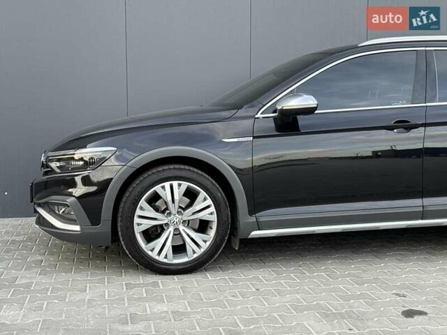 Черный Фольксваген Пассат, объемом двигателя 1.97 л и пробегом 186 тыс. км за 27400 $, фото 10 на Automoto.ua