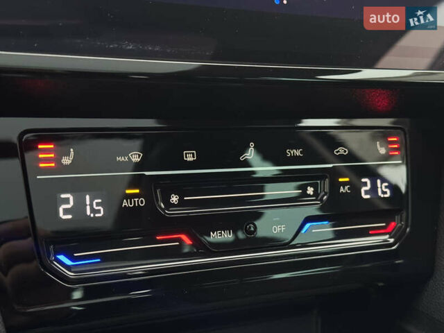 Чорний Фольксваген Пассат, об'ємом двигуна 1.97 л та пробігом 221 тис. км за 22899 $, фото 41 на Automoto.ua