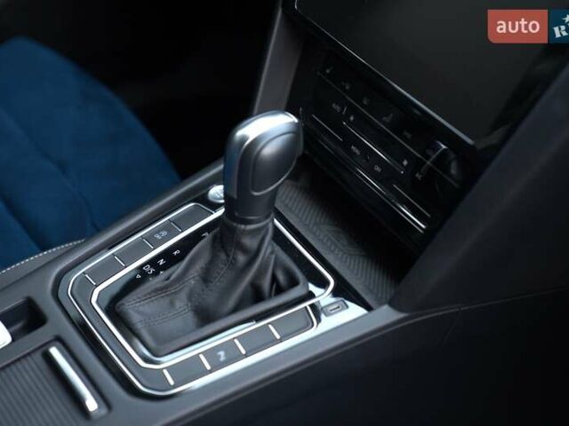 Черный Фольксваген Пассат, объемом двигателя 1.97 л и пробегом 183 тыс. км за 24800 $, фото 34 на Automoto.ua