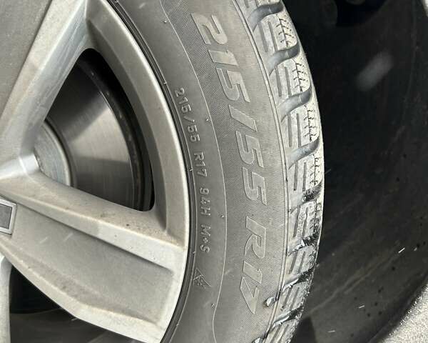 Черный Фольксваген Пассат, объемом двигателя 1.97 л и пробегом 192 тыс. км за 24500 $, фото 28 на Automoto.ua
