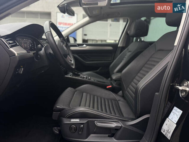 Чорний Фольксваген Пассат, об'ємом двигуна 1.97 л та пробігом 221 тис. км за 22899 $, фото 19 на Automoto.ua