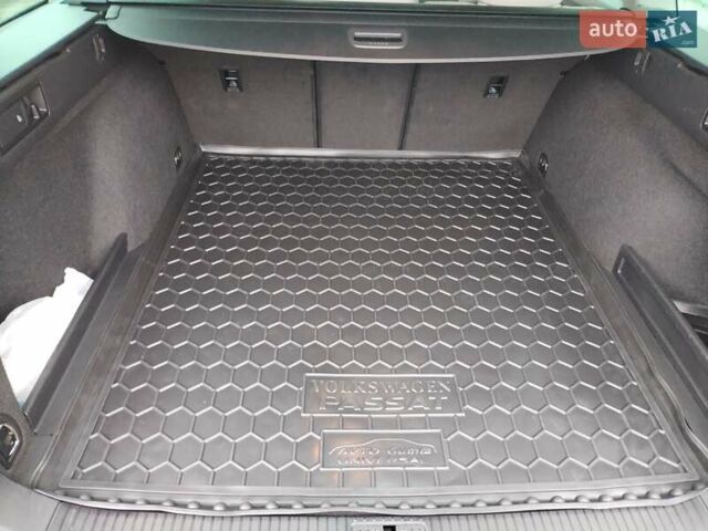 Чорний Фольксваген Пассат, об'ємом двигуна 1.97 л та пробігом 223 тис. км за 21700 $, фото 59 на Automoto.ua