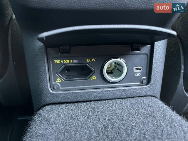 Черный Фольксваген Пассат, объемом двигателя 1.97 л и пробегом 145 тыс. км за 26300 $, фото 18 на Automoto.ua