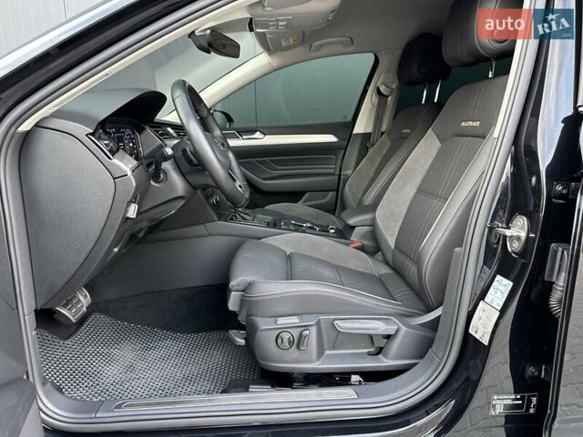 Черный Фольксваген Пассат, объемом двигателя 1.97 л и пробегом 186 тыс. км за 27400 $, фото 15 на Automoto.ua