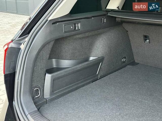 Черный Фольксваген Пассат, объемом двигателя 1.97 л и пробегом 186 тыс. км за 27400 $, фото 39 на Automoto.ua